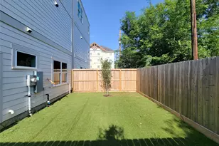 7705 Earl Rudder Wy, Houston, TX 77055 - Photo 3