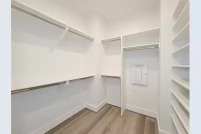 7705 Earl Rudder Way, Houston, TX 77055 - Photo 9