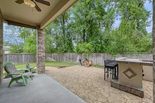 225 Skybranch Ct, Conroe, TX 77304 - Photo 29