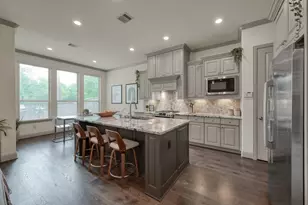 225 Skybranch Ct, Conroe, TX 77304 - Photo 7
