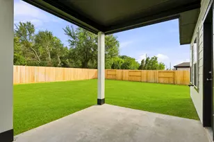 11014 Youngquist Dr, Mont Belvieu, TX 77535 - Photo 21