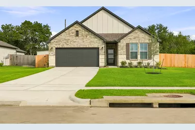 11014 Youngquist Drive, Mont Belvieu, TX 77535 - Photo 1
