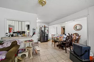 1426 Sheryl St, Houston, TX 77029 - Photo 9