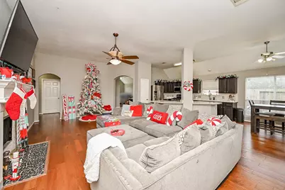 3907 Tigris Ridge Drive, Katy, TX 77449 - Photo 5