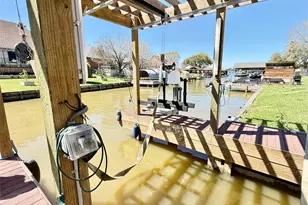 13217 Bluff View Dr, Willis, TX 77318 - Photo 33