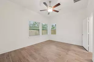 26253 E Outrider Banks Cir, Montgomery, TX 77316 - Photo 19