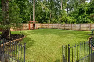 18 E Wedgemere Ct, The Woodlands, TX 77381 - Photo 7