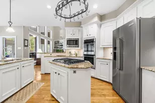 18 E Wedgemere Ct, The Woodlands, TX 77381 - Photo 19