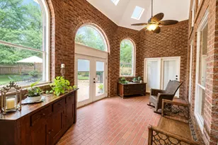 18 E Wedgemere Ct, The Woodlands, TX 77381 - Photo 17