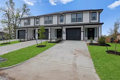 706 Universal Street, Navasota, TX 77868 - Photo 3