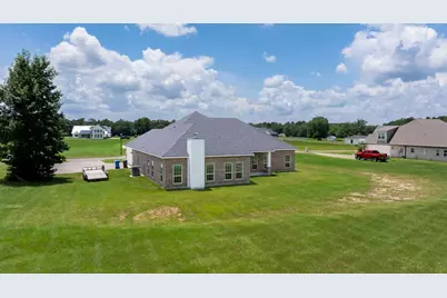 201 Silver Spur Drive, Lufkin, TX 75904 - Photo 3