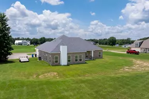 201 Silver Spur Dr, Lufkin, TX 75904 - Photo 3