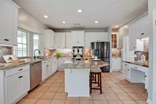 230 Walnut Cove Ln, Pearland, TX 77584 - Photo 11