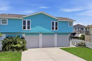 1326 Hawaii Dr, Tiki Island, TX 77554 - Photo 23