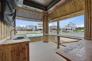 1326 Hawaii Dr, Tiki Island, TX 77554 - Photo 21