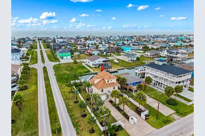 21928 Lampasas Drive, Galveston, TX 77554 - Photo 31