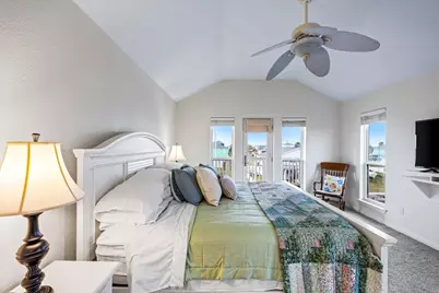 21928 Lampasas Drive, Galveston, TX 77554 - Photo 15