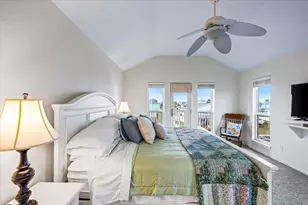 21928 Lampasas Dr, Galveston, TX 77554 - Photo 15