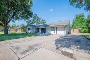 1619 Shadow Bend Dr, Houston, TX 77043 - Photo 7
