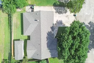 1619 Shadow Bend Dr, Houston, TX 77043 - Photo 17