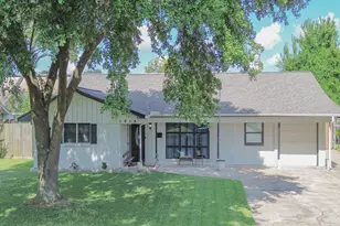 1619 Shadow Bend Dr, Houston, TX 77043 - Photo 3