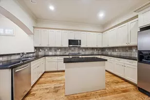 4732 Banning Dr, Houston, TX 77027 - Photo 11