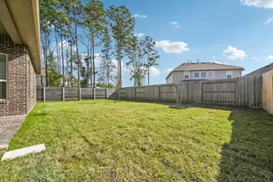 18032 Brennie Bird Ln, Conroe, TX 77302 - Photo 33