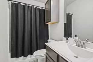 12519 King Harry Dr, Houston, TX 77044 - Photo 17