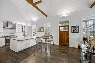 303 W Alamo St, Brenham, TX 77833 - Photo 7