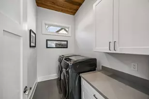 303 W Alamo St, Brenham, TX 77833 - Photo 27