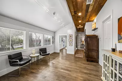 303 W Alamo Street, Brenham, TX 77833 - Photo 11