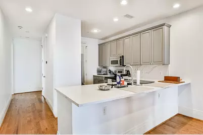 2207 Postoffice Street #422, Galveston, TX 77550 - Photo 9