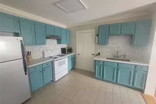 1006 Sealy St, Galveston, TX 77550 - Photo 3