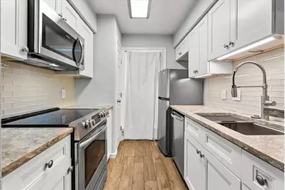 3506 Cove View Boulevard #1303, Galveston, TX 77554 - Photo 15