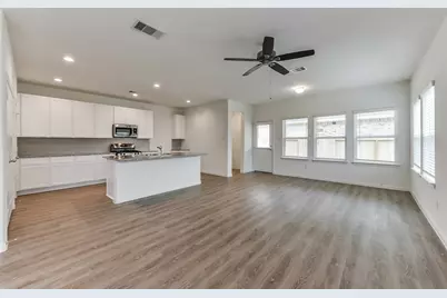 3906 Sugardale Street, Baytown, TX 77521 - Photo 9