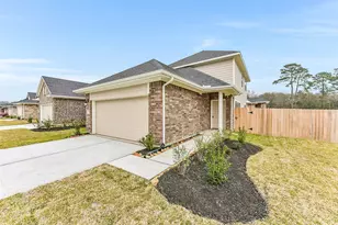 3906 Sugardale St, Baytown, TX 77521 - Photo 3