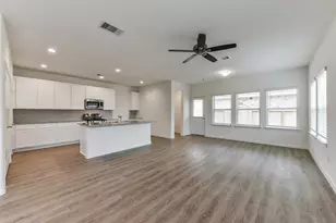 3906 Sugardale St, Baytown, TX 77521 - Photo 9