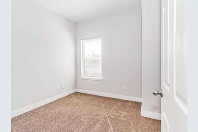 9314 Sundown Drive, Houston, TX 77016 - Photo 23