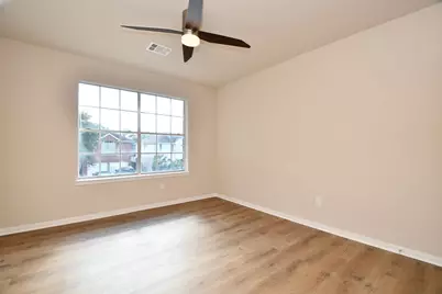 12426 Silverwyck Drive, Houston, TX 77014 - Photo 37