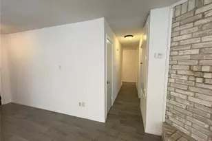 2502 Marble Falls Dr, Spring, TX 77373 - Photo 11