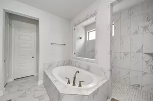 9811 Magnolia Estates Ln, Manvel, TX 77578 - Photo 17