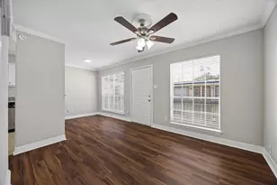 201 Emerson St, Houston, TX 77006 - Photo 3