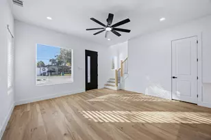 4633 Mallow St, Houston, TX 77051 - Photo 3