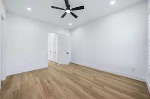 4633 Mallow St, Houston, TX 77051 - Photo 13