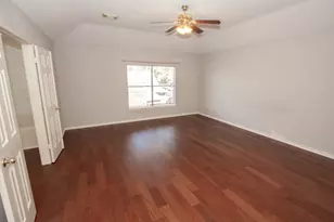 3914 Ivywood Dr, Pearland, TX 77584 - Photo 9