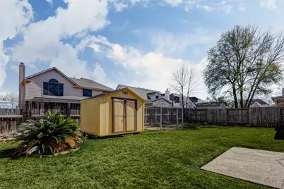 155 Perfidia Drive, Houston, TX 77015 - Photo 13