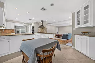 5239 Lymbar Dr, Houston, TX 77096 - Photo 17