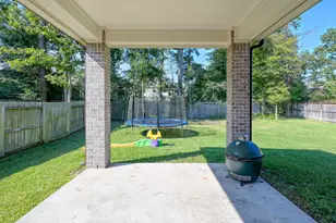 359 Calmato Woods Way, Conroe, TX 77318 - Photo 13