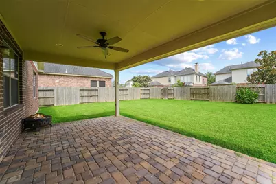 4022 Regal Stone Lane, Sugar Land, TX 77479 - Photo 3