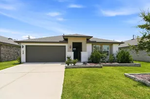 1826 Plantation Pl, Baytown, TX 77523 - Photo 1